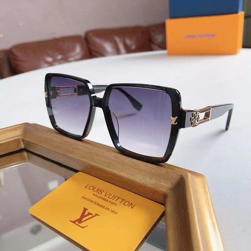 Unisex Louis Vuitton Sunglasses 281176