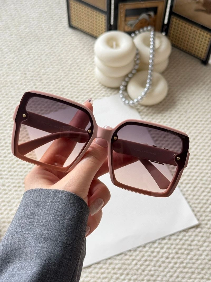 Louis Vuitton Sunglasses StreetReady 281175