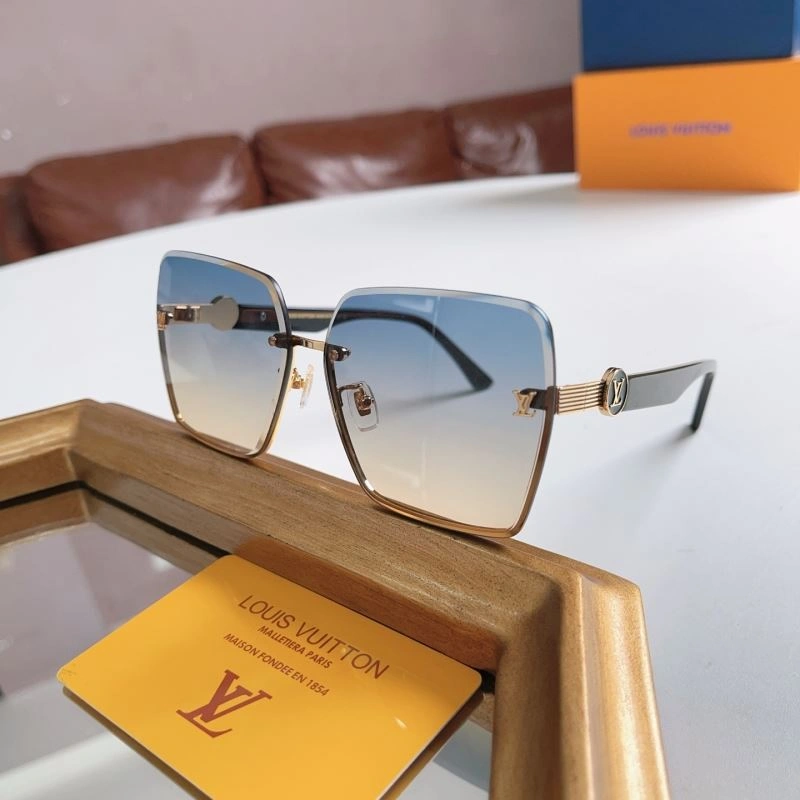 Louis Vuitton Sunglasses Upgraded 281174