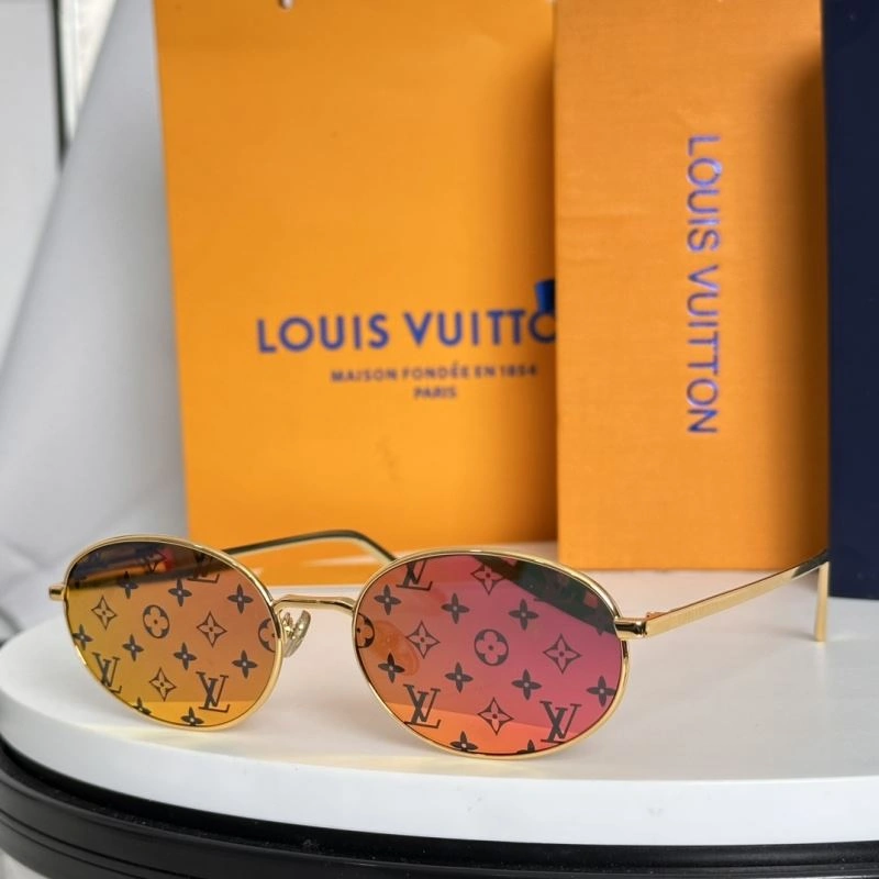 Louis Vuitton Sunglasses FashionForward 281145