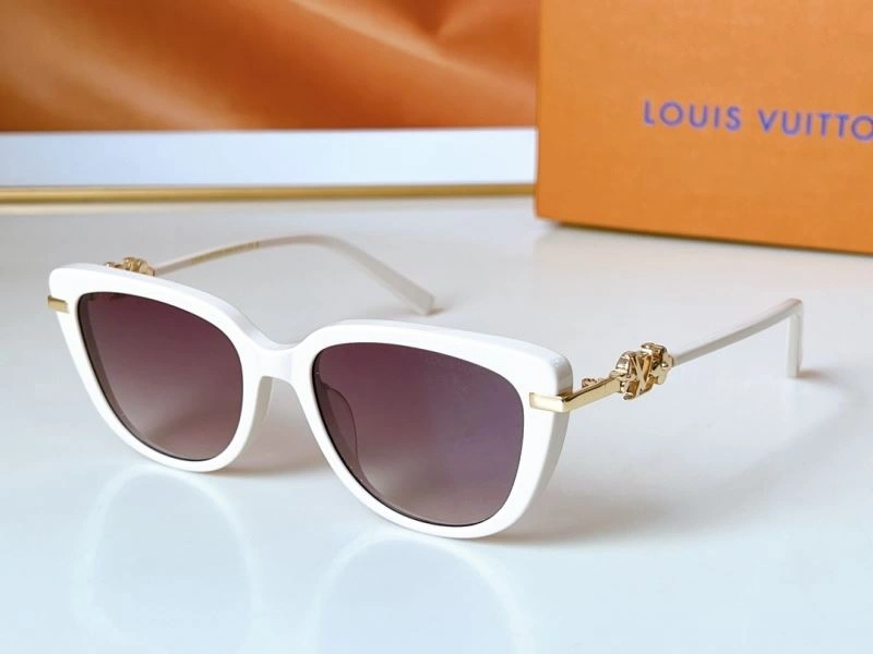 Louis Vuitton Sunglasses Effortless 281167