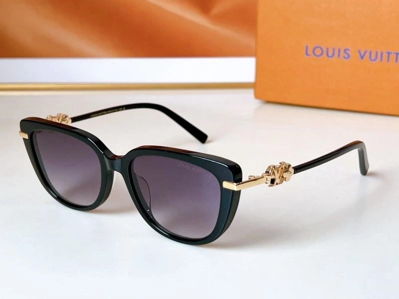 Louis Vuitton Sunglasses Effortless 281167
