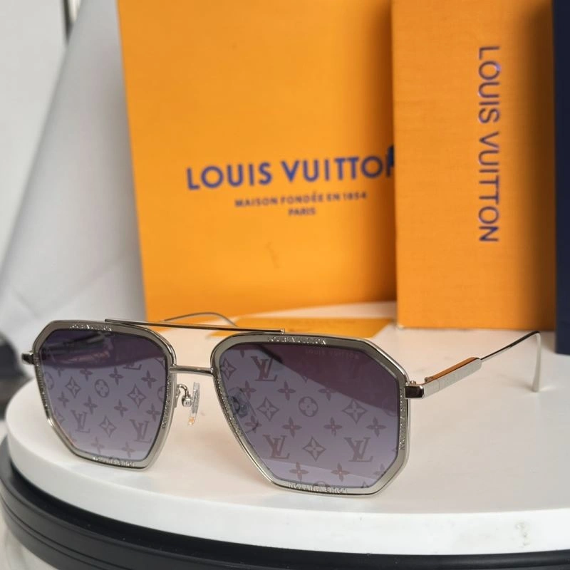 Sleek Louis Vuitton Sunglasses 281155
