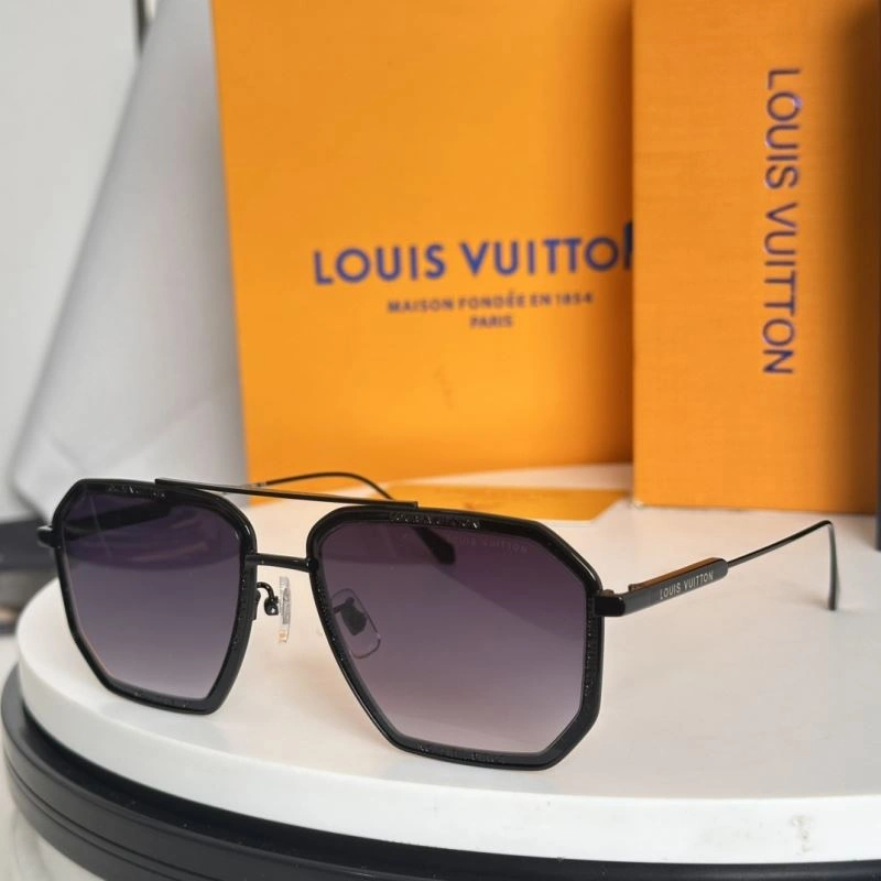 Sleek Louis Vuitton Sunglasses 281155