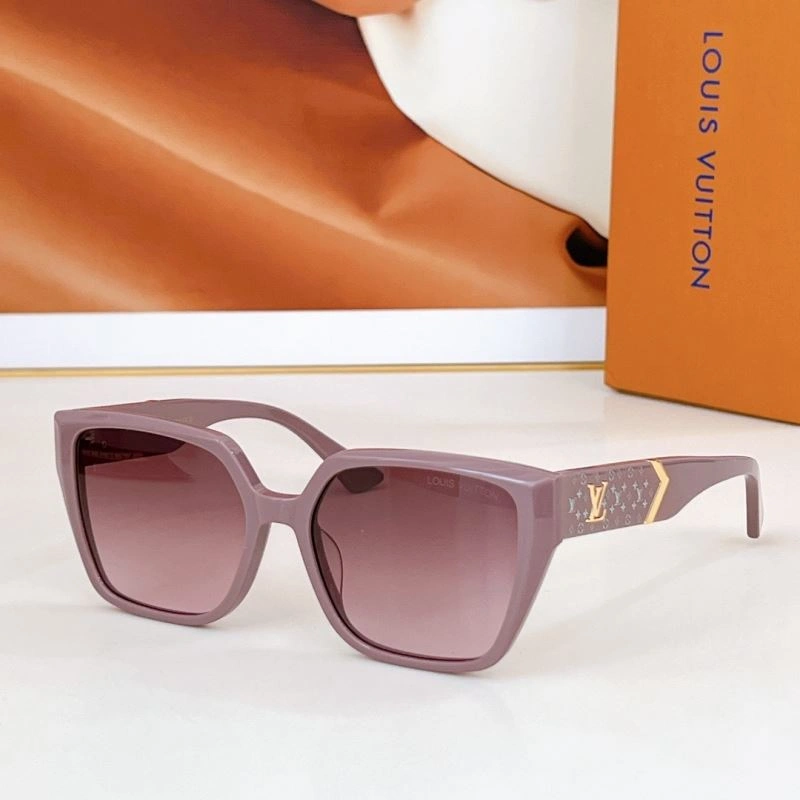 EyeCatching Louis Vuitton Sunglasses 281147