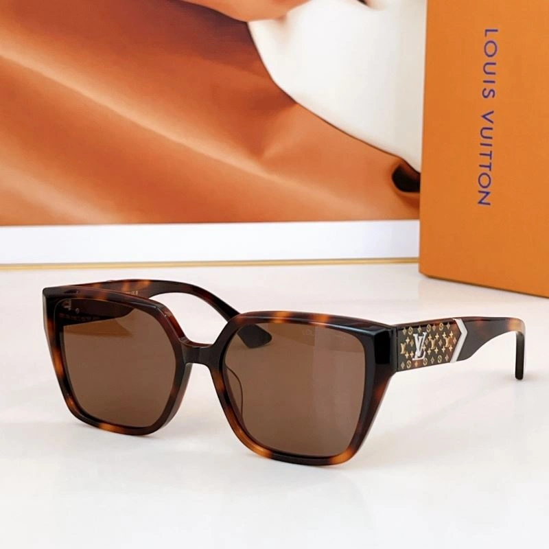EyeCatching Louis Vuitton Sunglasses 281147