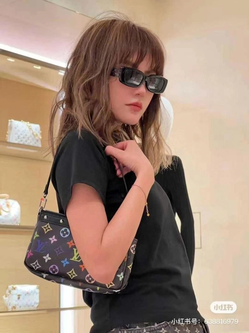 SoftTouch Louis Vuitton Sunglasses 281137