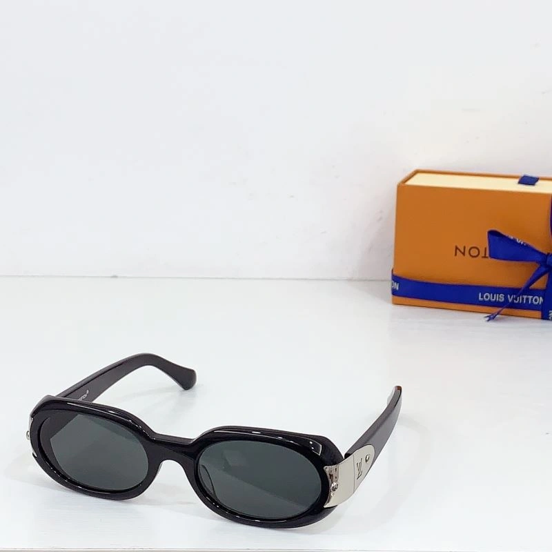 Louis Vuitton Sunglasses Youthful 281133