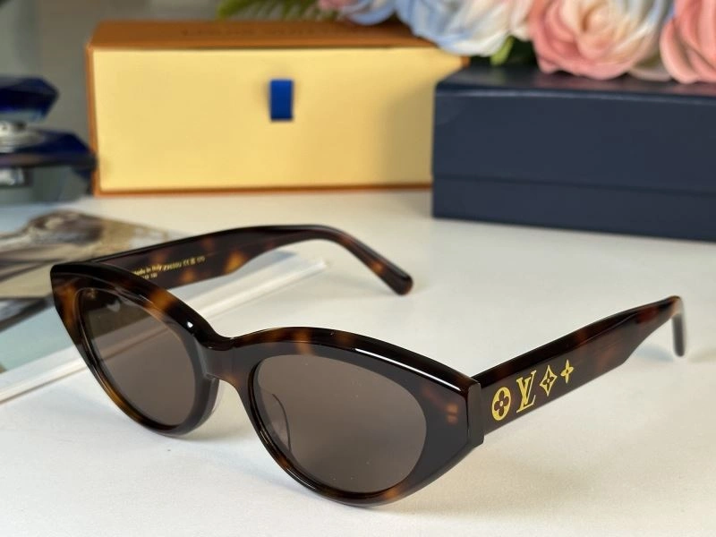 Louis Vuitton Sunglasses WellDesigned 281131