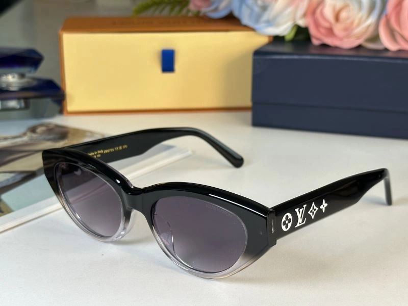 Louis Vuitton Sunglasses WellDesigned 281131
