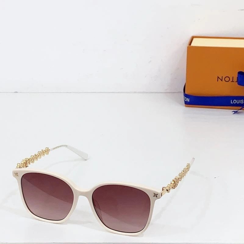 Louis Vuitton Sunglasses RelaxedFit 281129