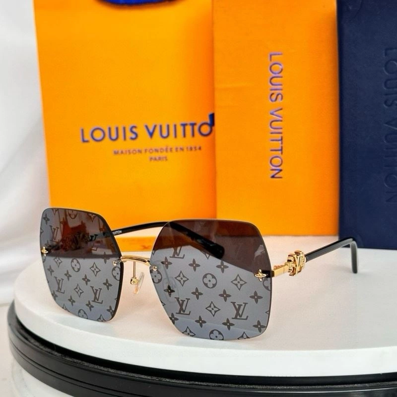 Louis Vuitton Sunglasses Premium 281114