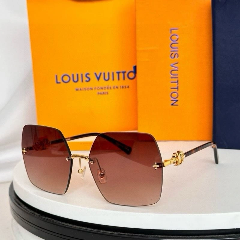 Louis Vuitton Sunglasses Premium 281114