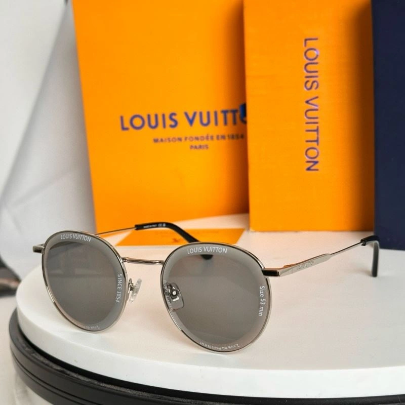 Sleek Louis Vuitton Sunglasses 281127