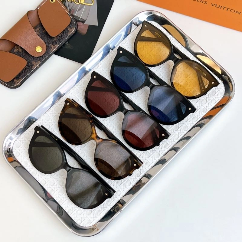 Functional Louis Vuitton Sunglasses 281105