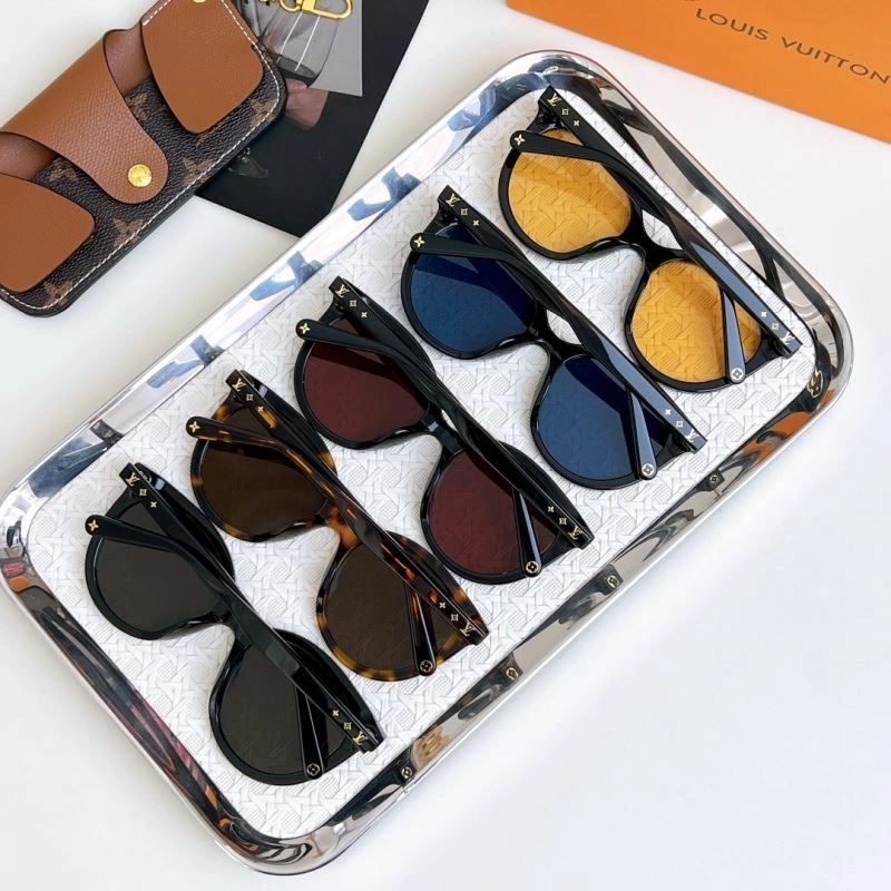 Functional Louis Vuitton Sunglasses 281105