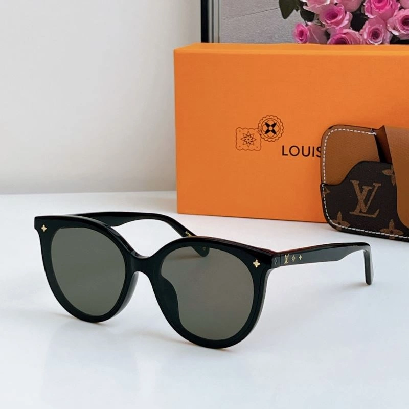 Functional Louis Vuitton Sunglasses 281105