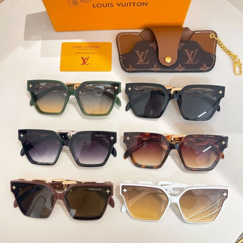 Seasonal Louis Vuitton Sunglasses 281118
