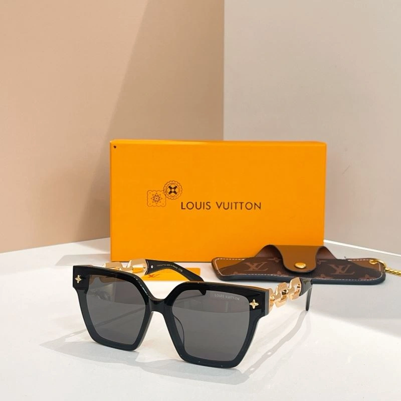 Seasonal Louis Vuitton Sunglasses 281118