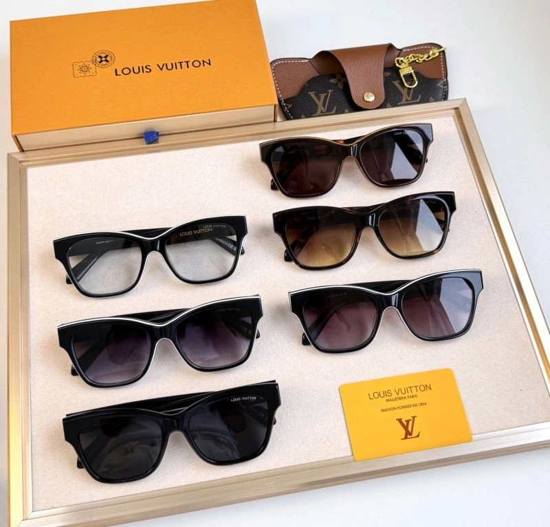 Louis Vuitton Sunglasses ZipUp 281097