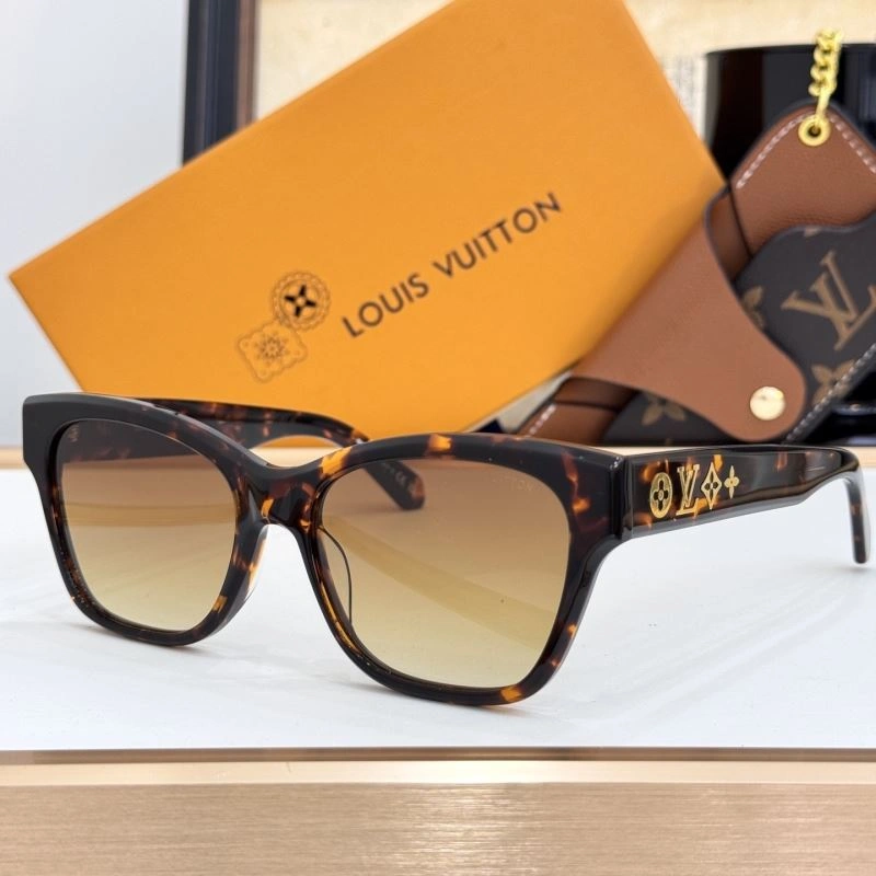 Louis Vuitton Sunglasses ZipUp 281097