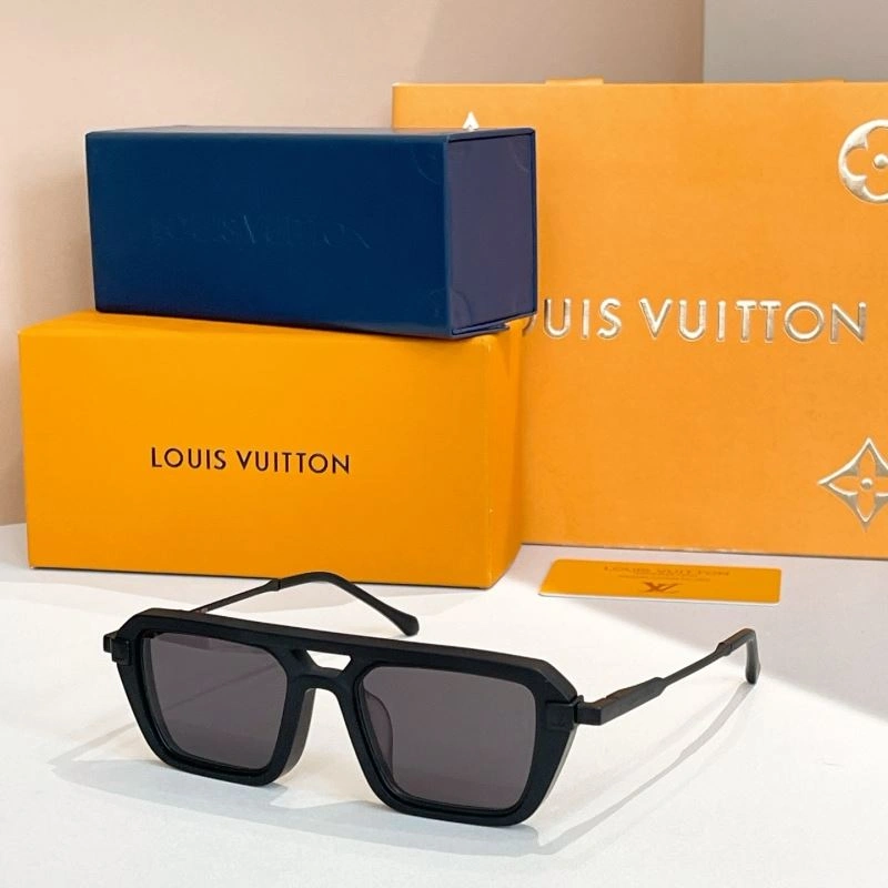 Snug Louis Vuitton Sunglasses 281093