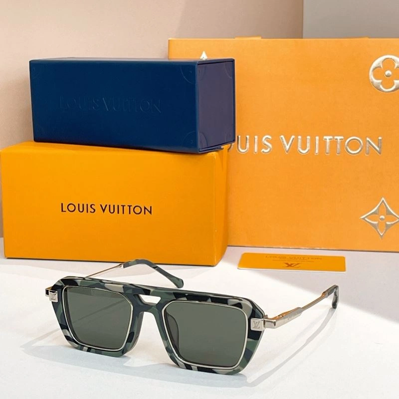 Snug Louis Vuitton Sunglasses 281093