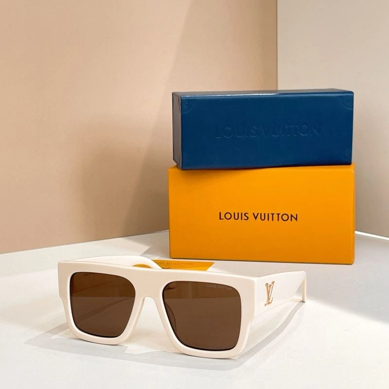 Refined Louis Vuitton Sunglasses 281059