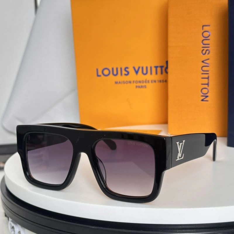Louis Vuitton Sunglasses Fashionable 281063