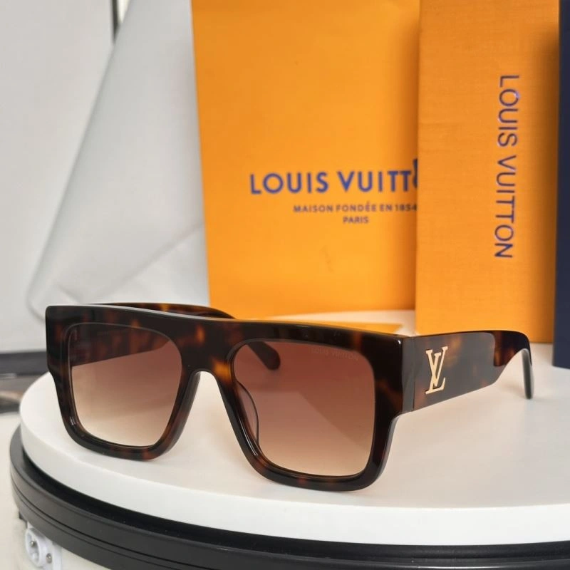 Louis Vuitton Sunglasses Fashionable 281063
