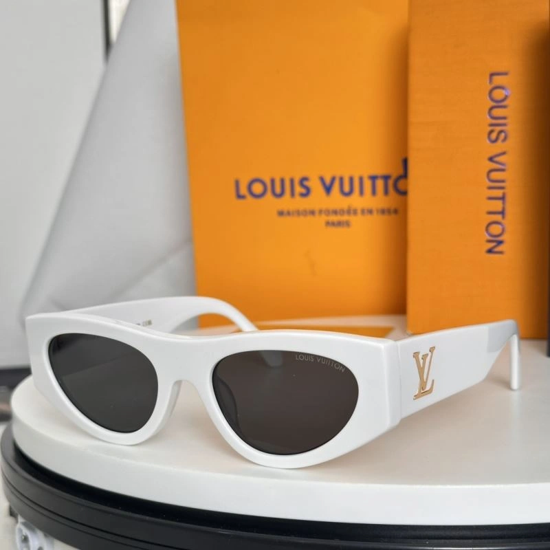 Louis Vuitton Sunglasses Durable 281087