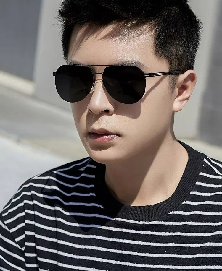 Louis Vuitton Sunglasses Stretchable 281079