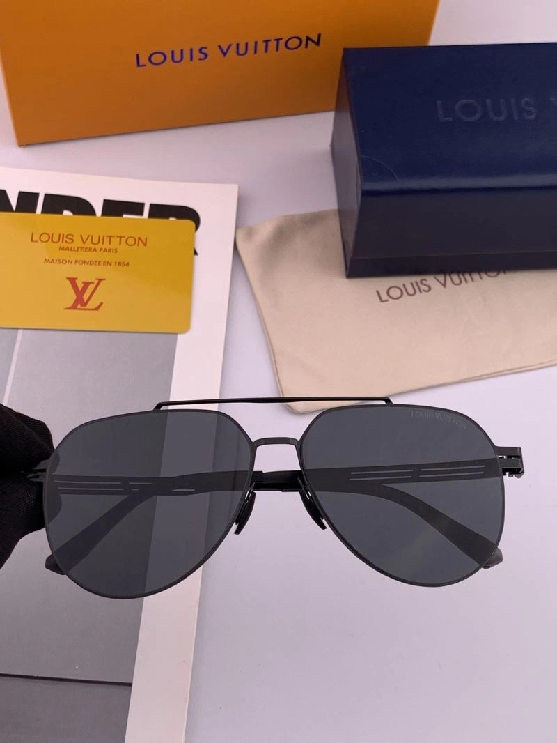 Louis Vuitton Sunglasses Stretchable 281079