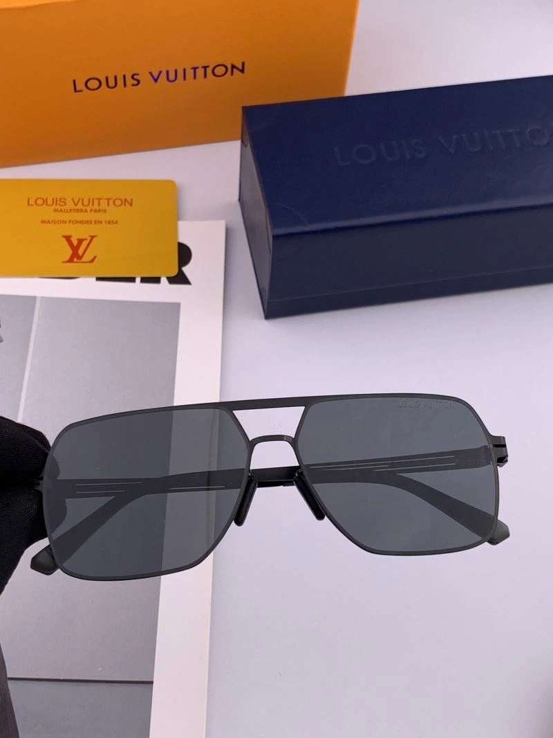 Louis Vuitton Sunglasses OnTrend 281082