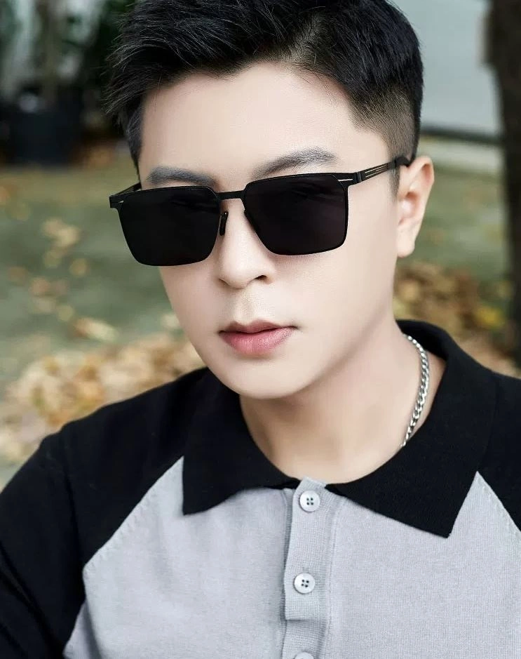 Louis Vuitton Sunglasses Seasonal 281081