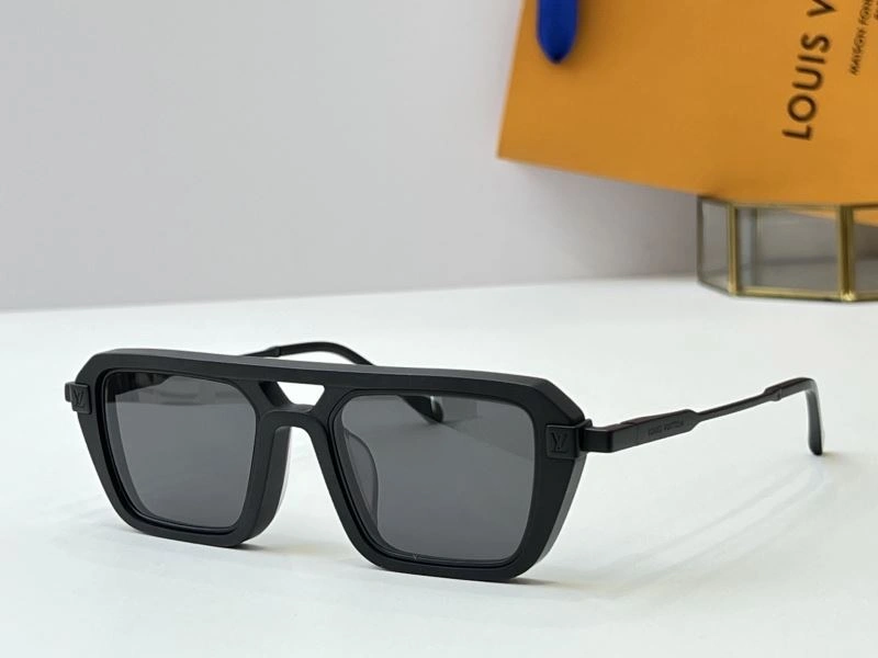 AllSeason Louis Vuitton Sunglasses 281083
