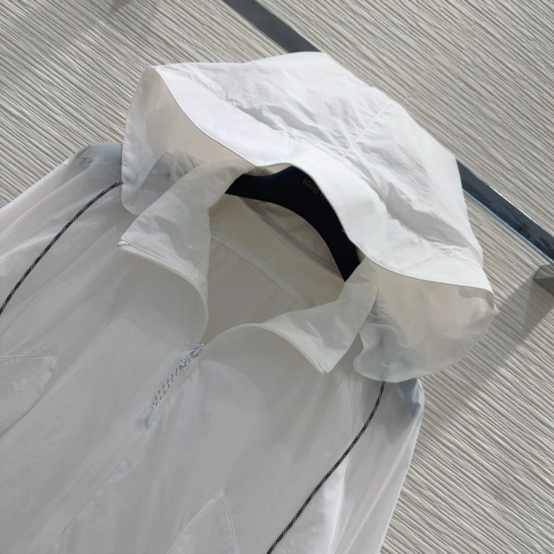 Louis Vuitton Sunscreen Jacket Sporty 131028