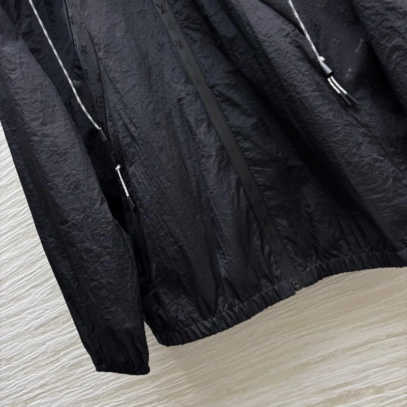 Louis Vuitton Sunscreen Jacket Sustainable 131016