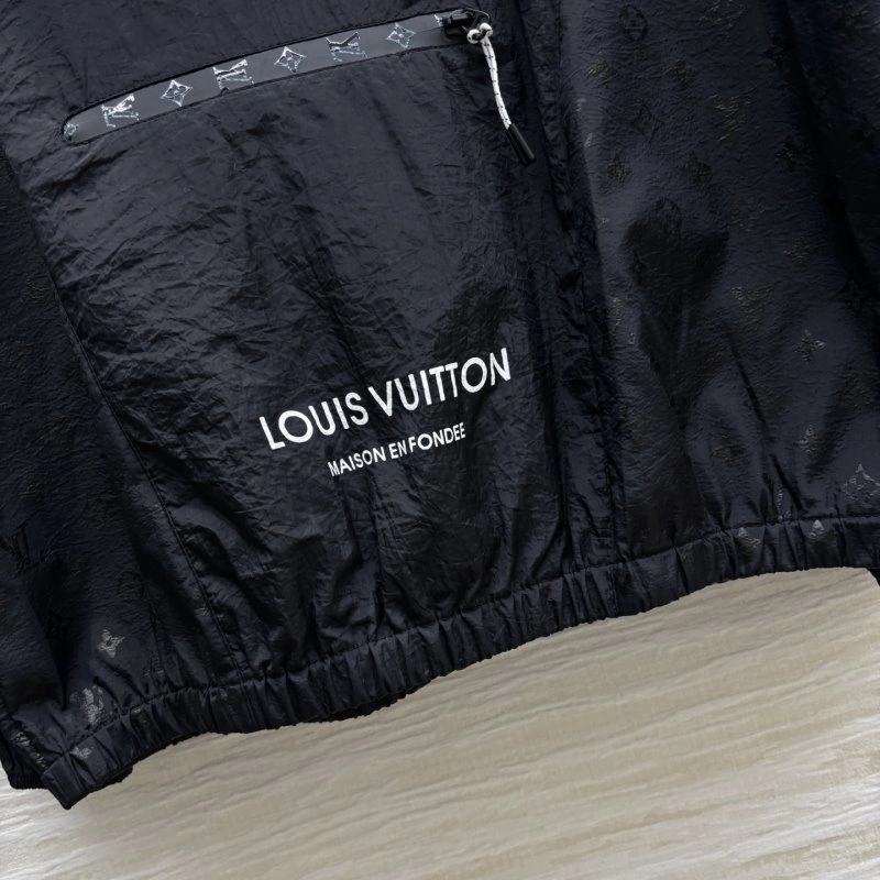 Louis Vuitton Sunscreen Jacket Sustainable 131016