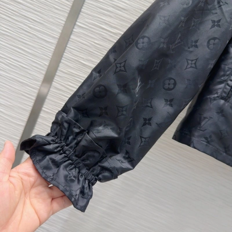 Louis Vuitton Sunscreen Jacket Contemporary 131660