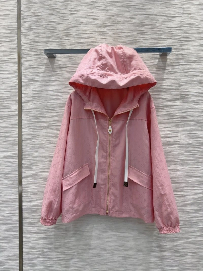 Bold Louis Vuitton Sunscreen Jacket 131664
