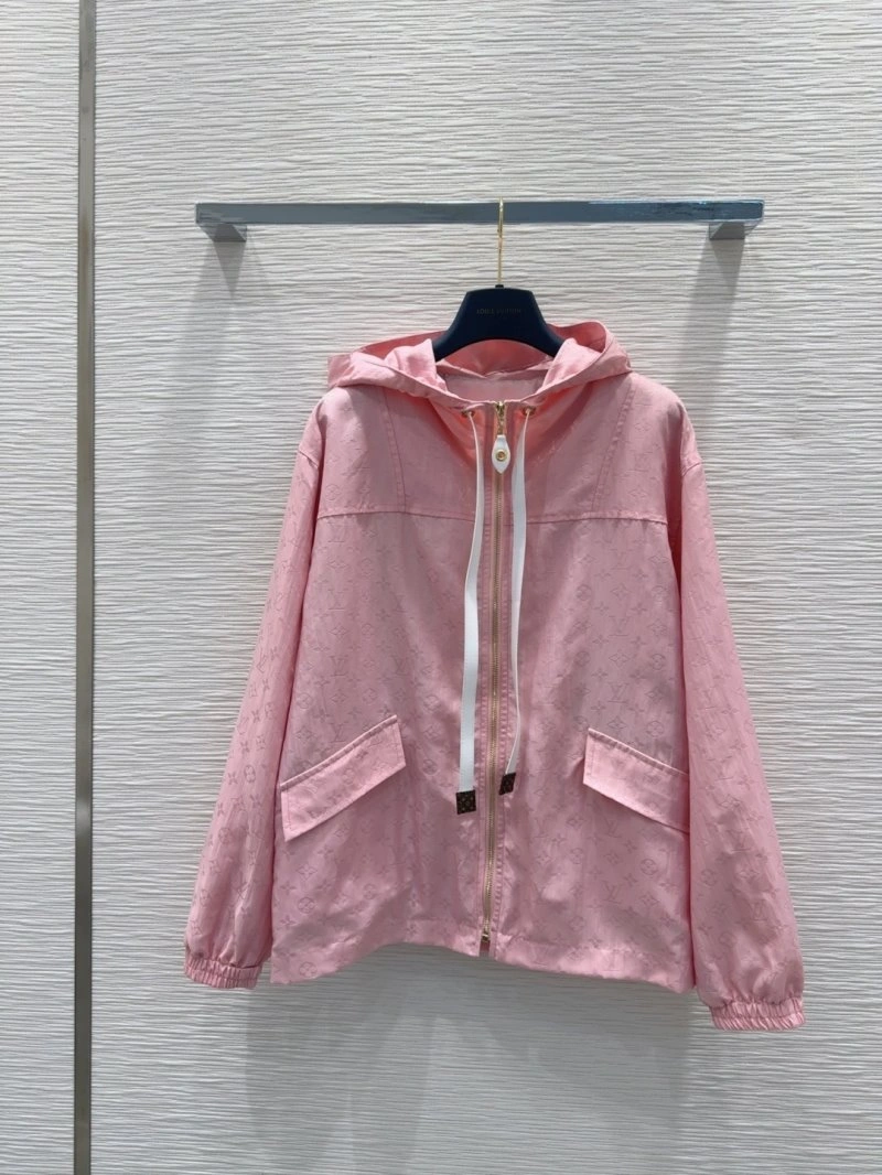 Bold Louis Vuitton Sunscreen Jacket 131664