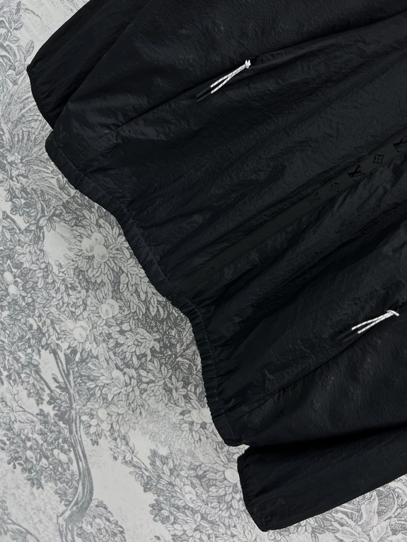 Louis Vuitton Sunscreen Jacket Sporty 130618