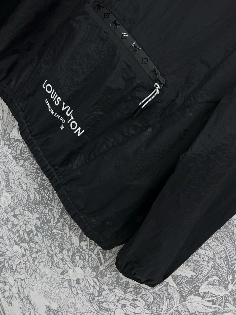 Louis Vuitton Sunscreen Jacket Sporty 130618