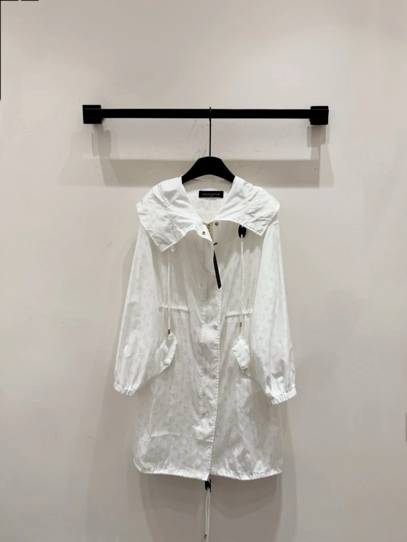 Fashionable Louis Vuitton Sunscreen Jacket 131391