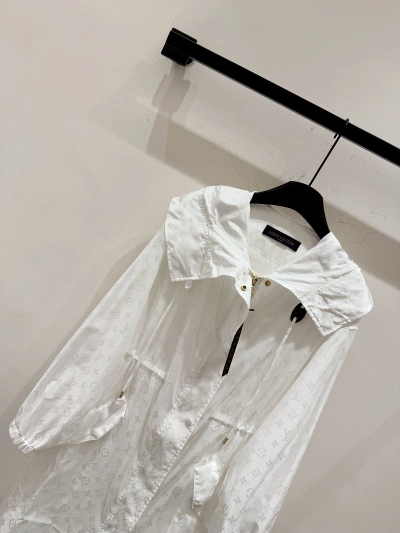 Fashionable Louis Vuitton Sunscreen Jacket 131391