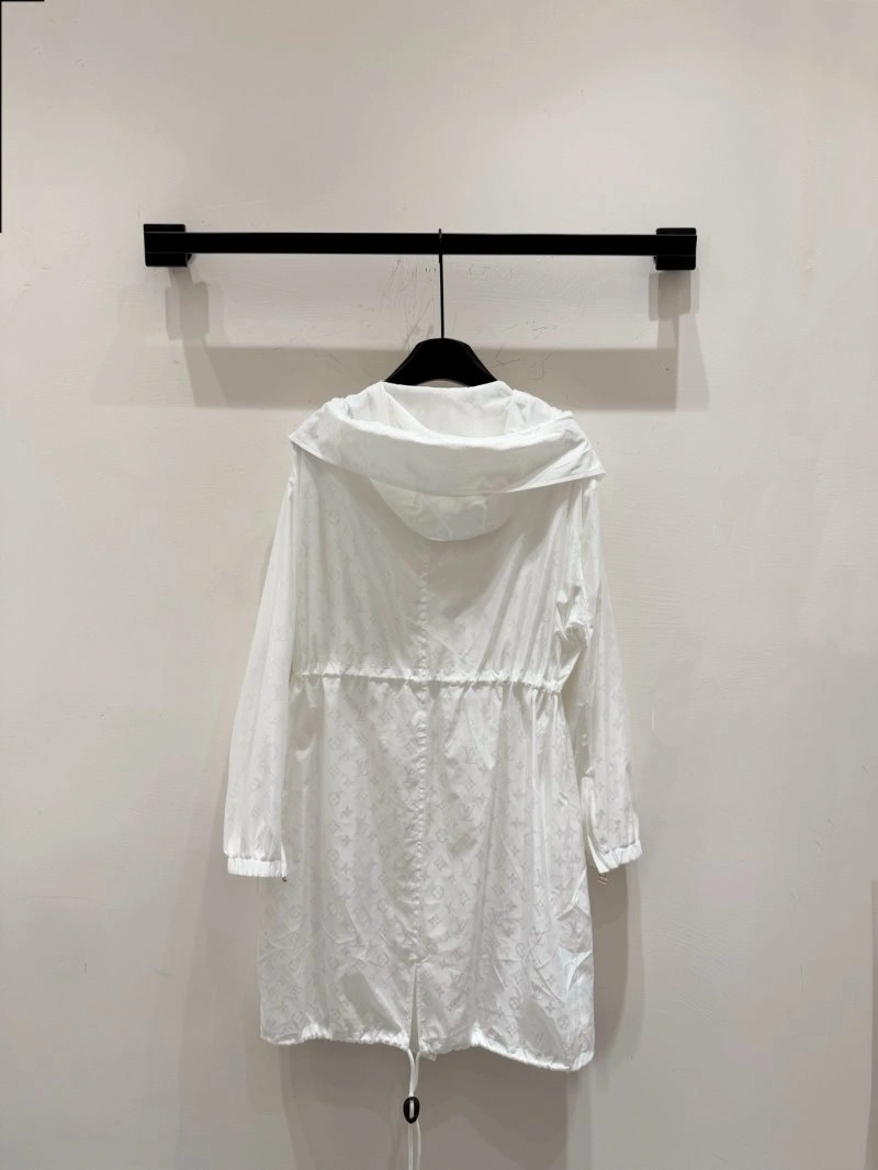Fashionable Louis Vuitton Sunscreen Jacket 131391