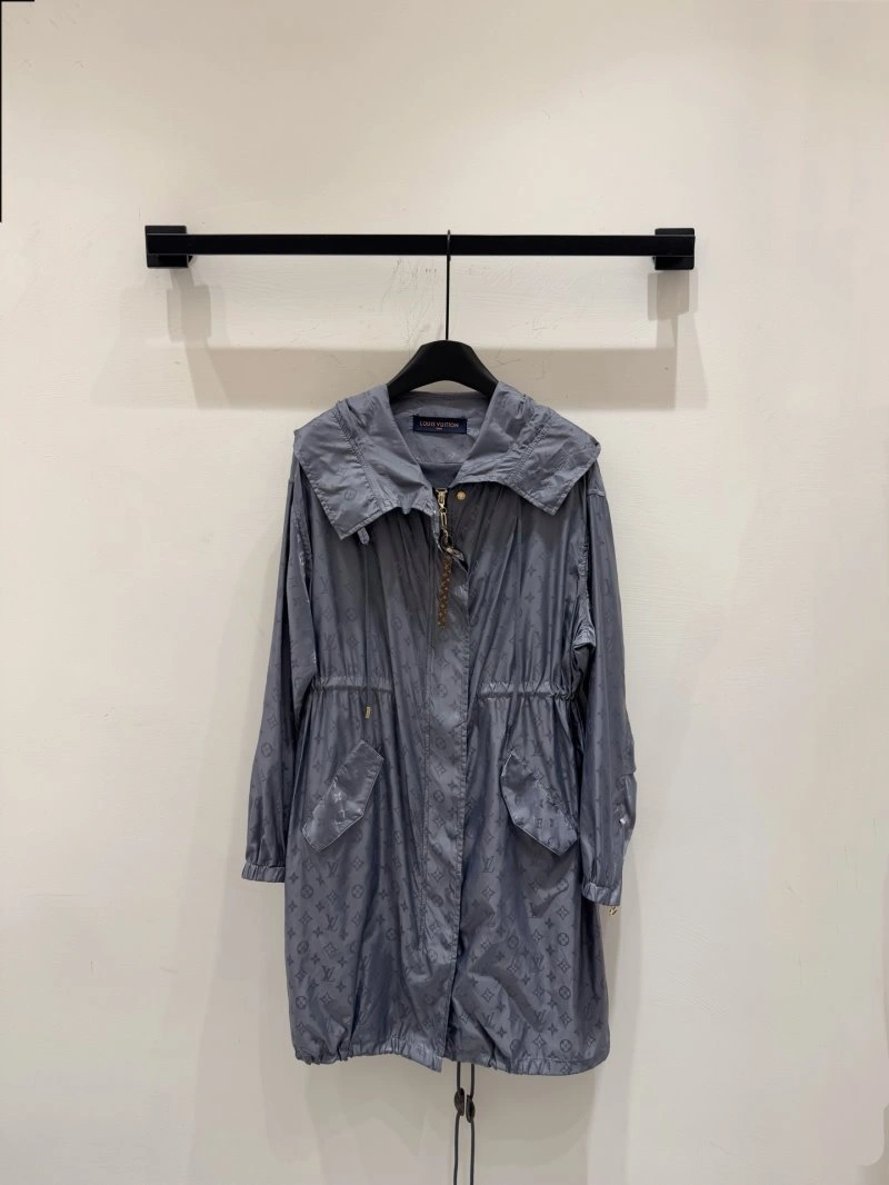 Chic Louis Vuitton Sunscreen Jacket 131389