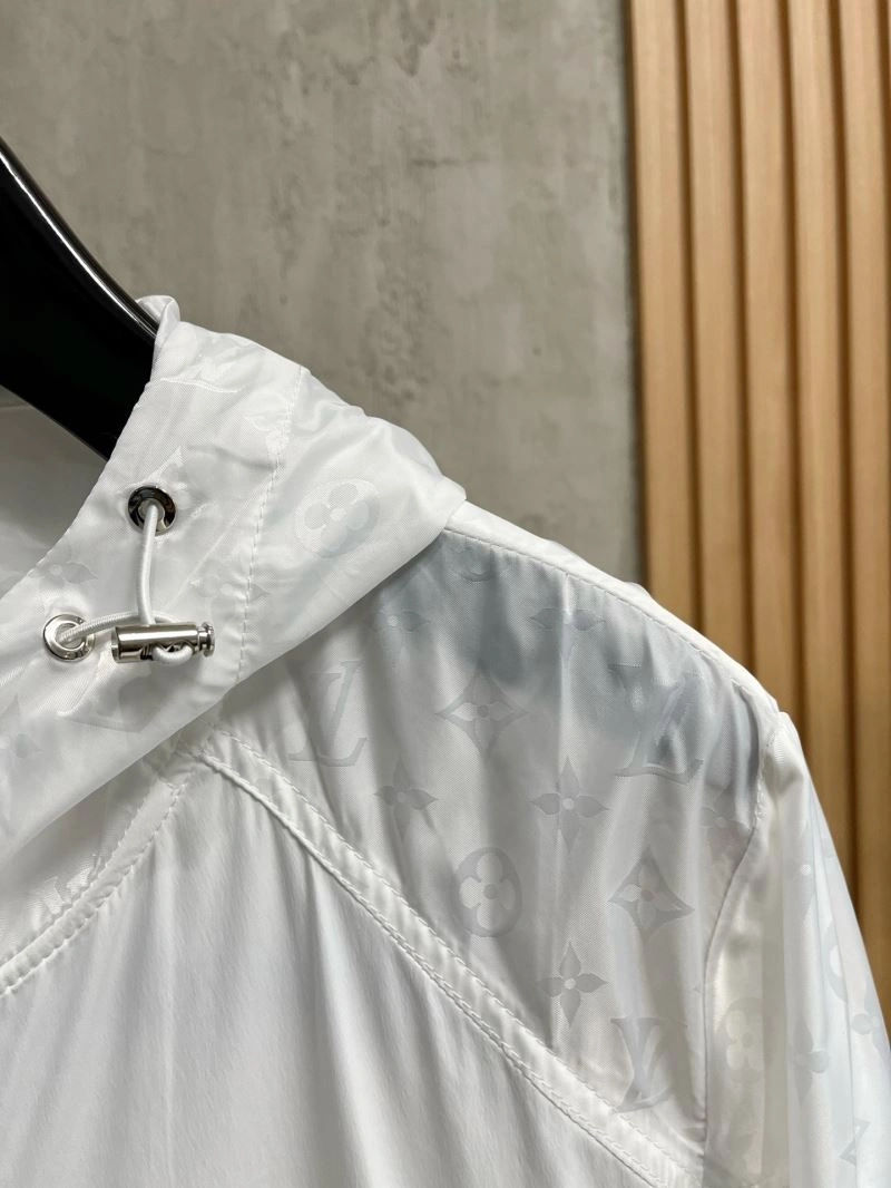 Louis Vuitton Sunscreen Jacket WrinkleFree 133647