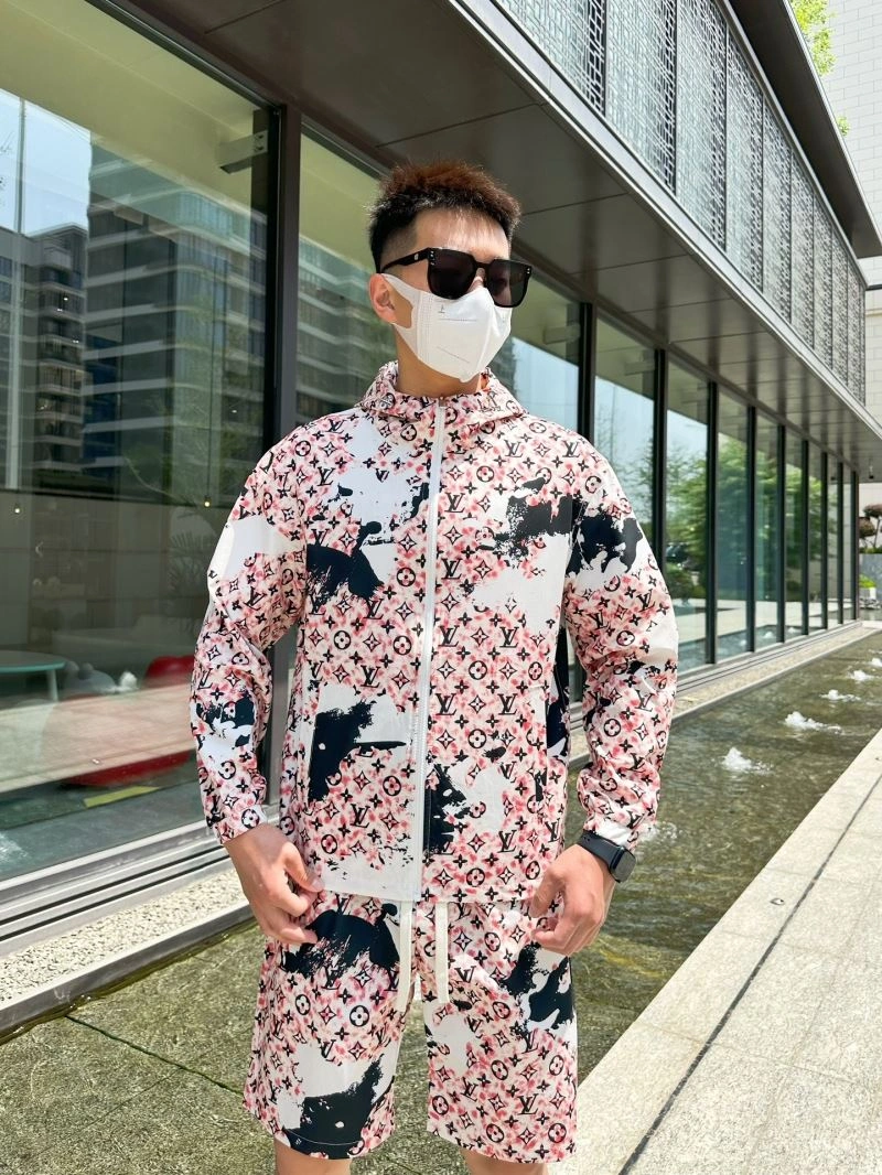 Stretchable Louis Vuitton Sunscreen Jacket 133651